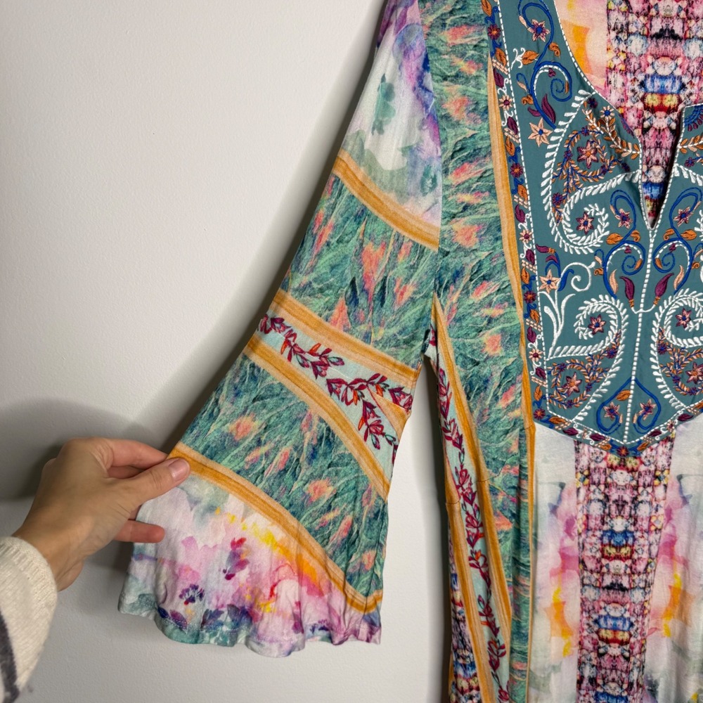 M2 Soft Surroundings Womens Medium Mixed Print Embroidered Tunic Top Bell Sleeve - Picture 3 of 6